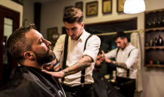 O Barbeiro como consultor de identidade masculina